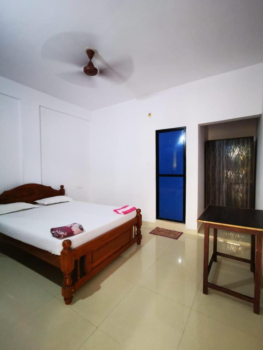 Ivon Guest House Arambol Kamer foto